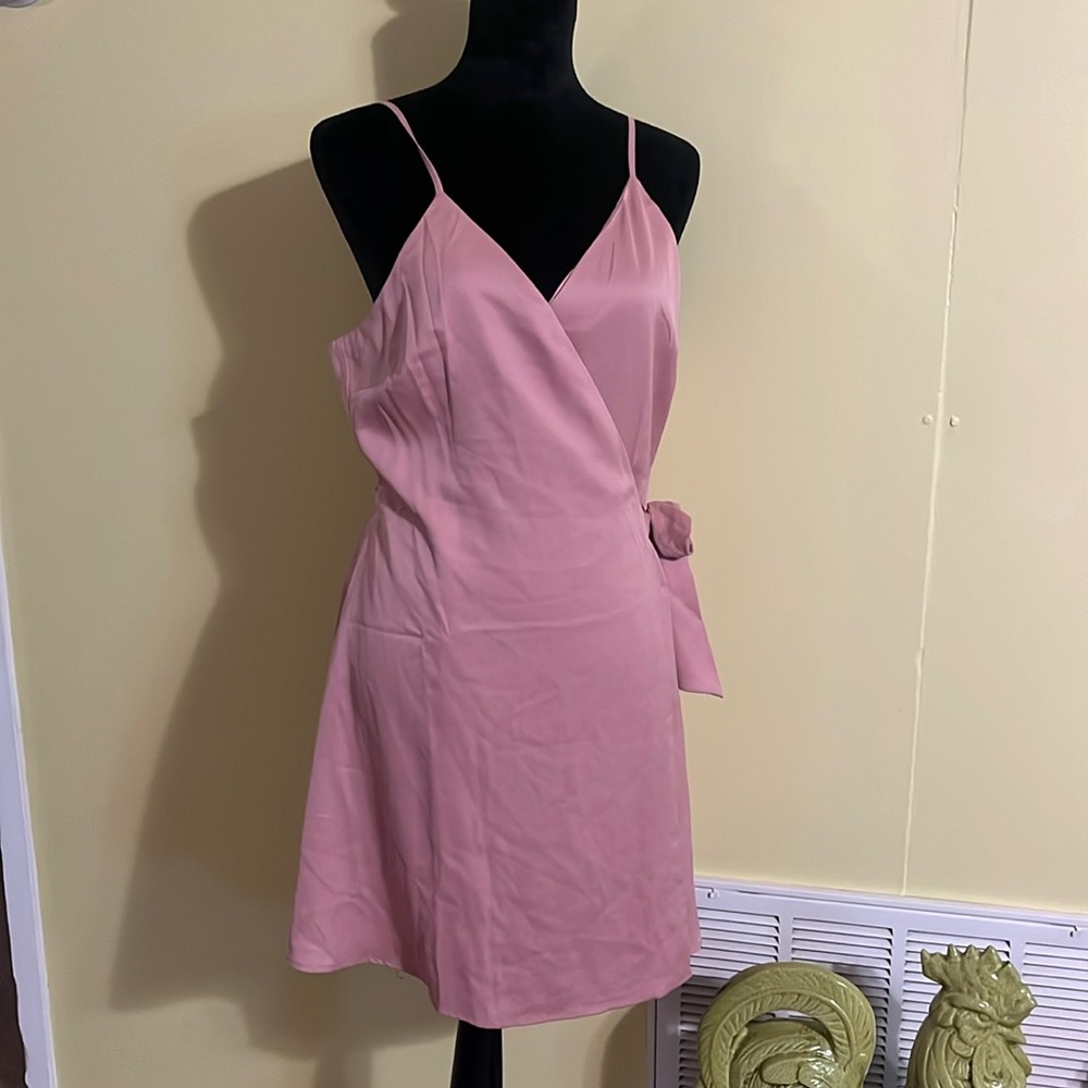NWT Lulu’s Romantic Heart Blush Satin Wrap Mini Dress